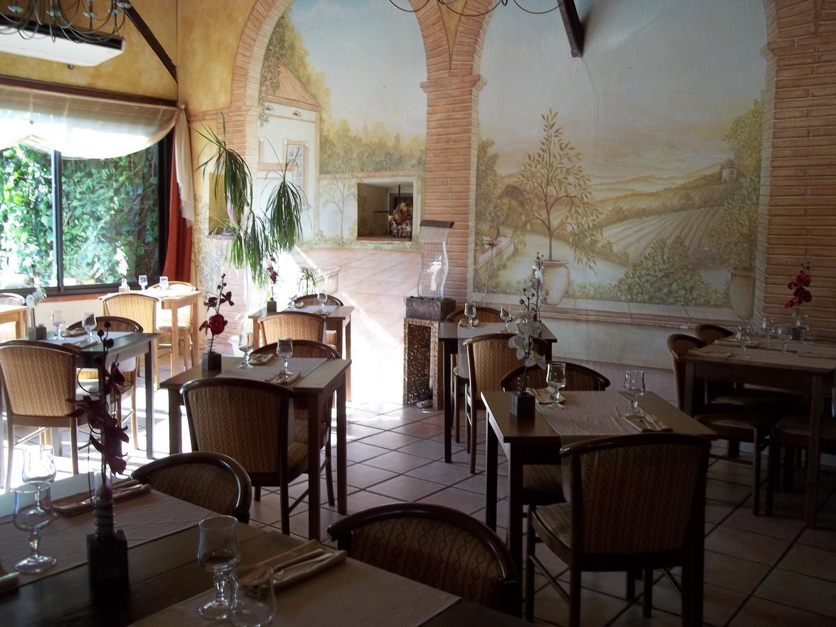 Auberge Du Flambadou Villematier 외부 사진